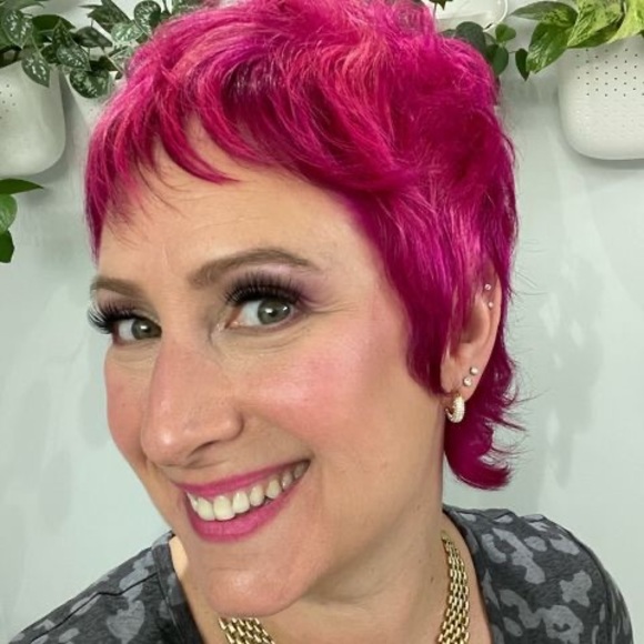 Meet your Posher, Melissa - Picture 1 of 1